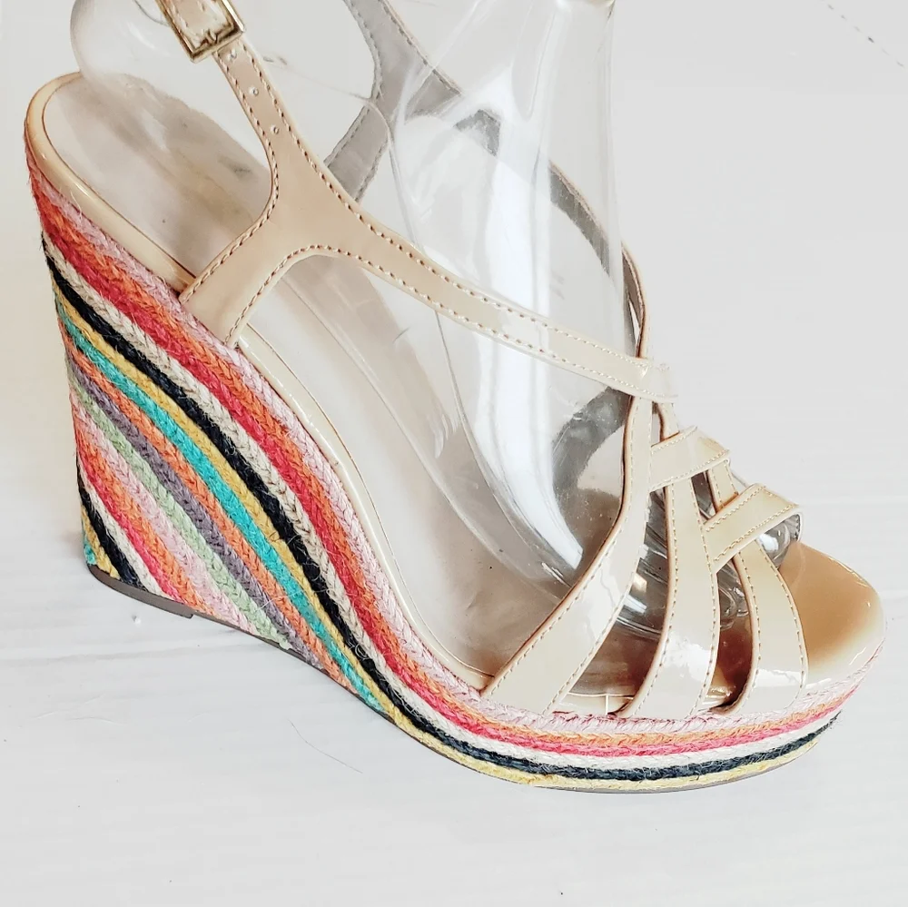 NWT! Cato Wedge